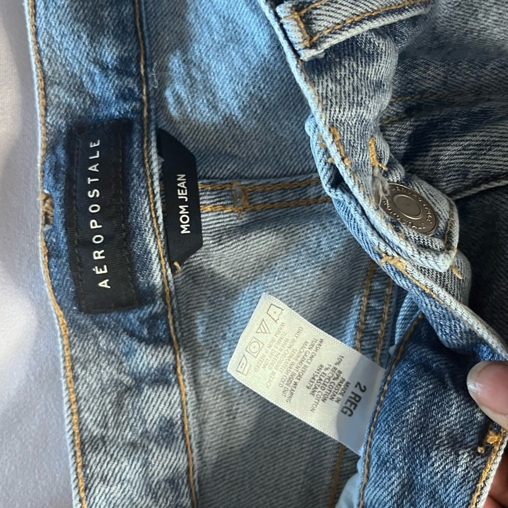 Aeropostale Light Blue Mom Jeans - Picture 6 of 8